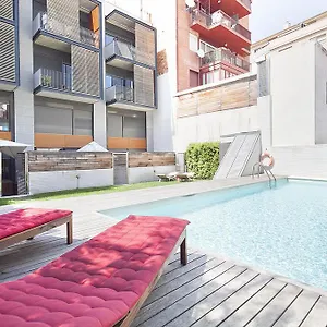  Apartamento My Space Pool Garden