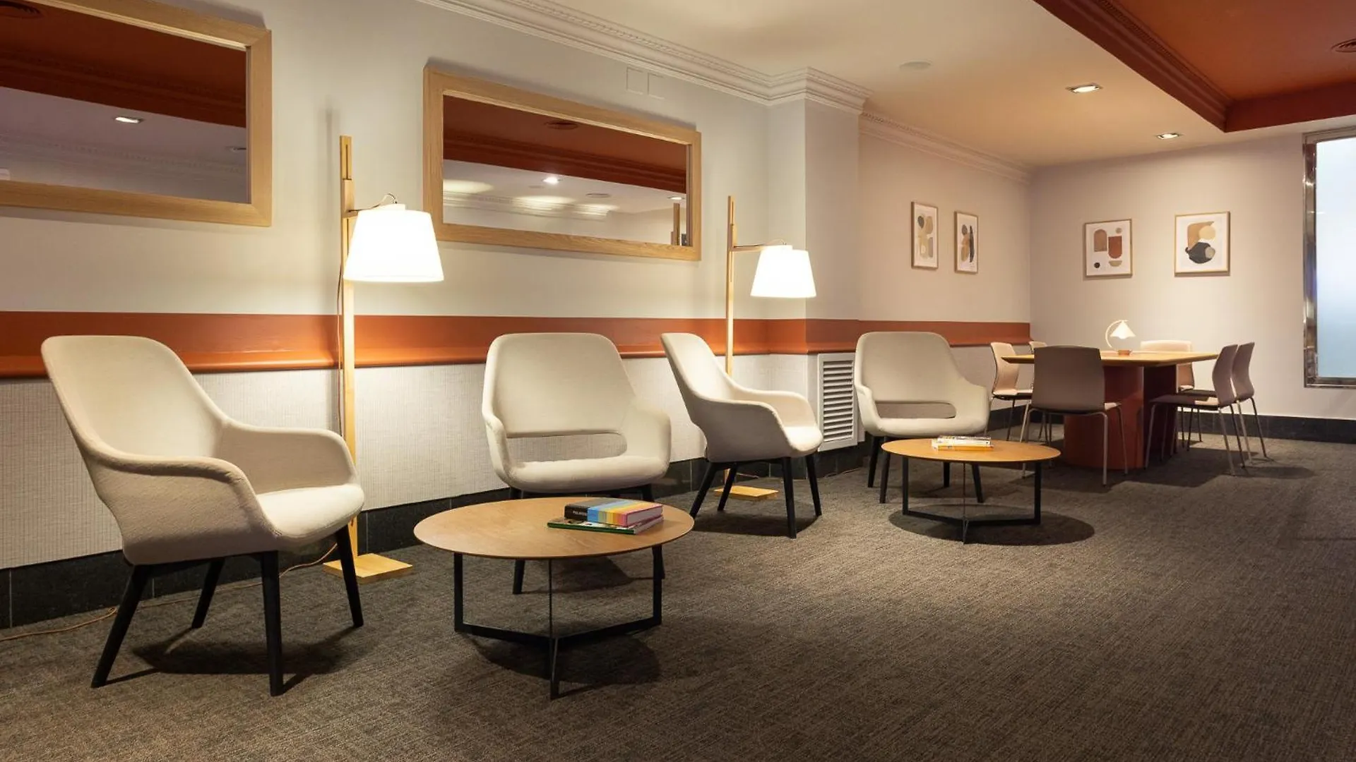 Hotel Arc La Rambla Barcelona 3*,