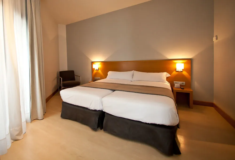 Hotel Arc La Rambla Barcelona 3*,
