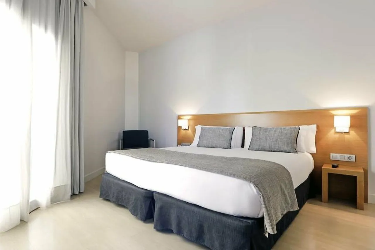 Arc La Rambla Hotel Barcelona 3*,