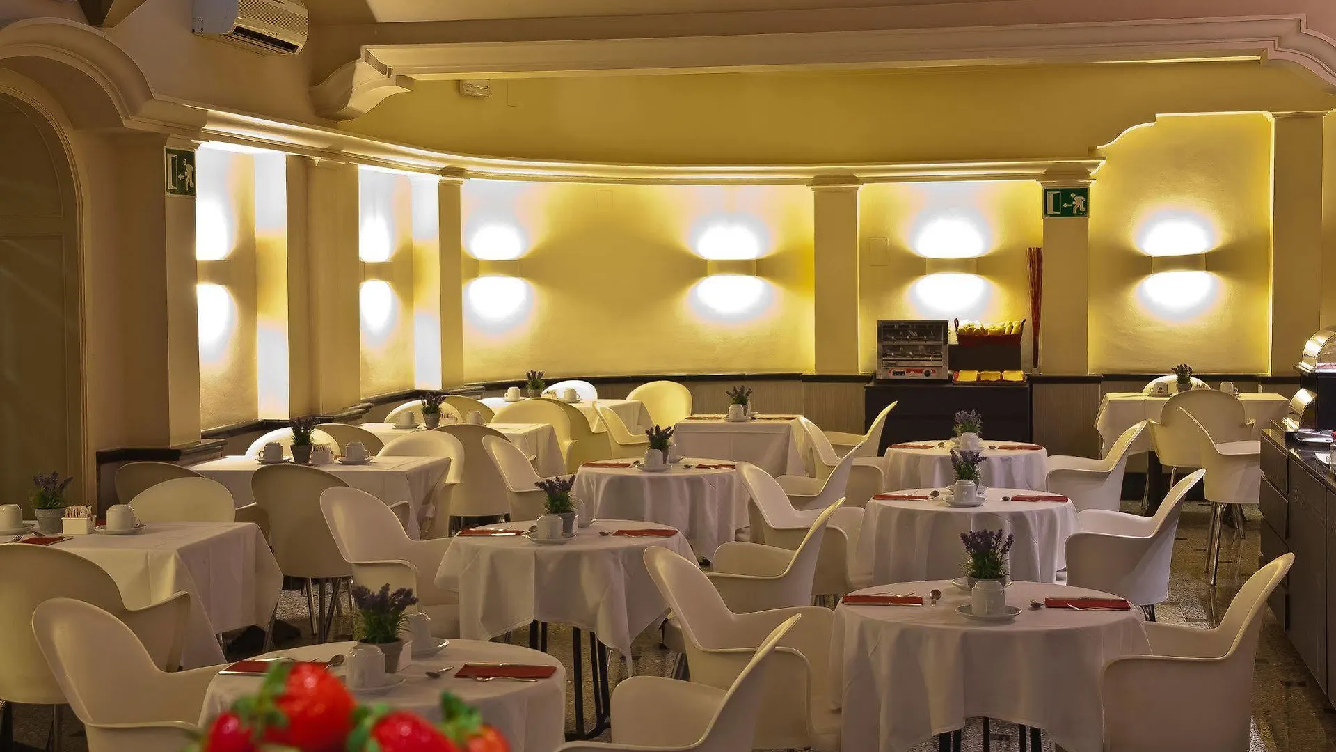 Hotel Arc La Rambla Barcelona 3*,  España